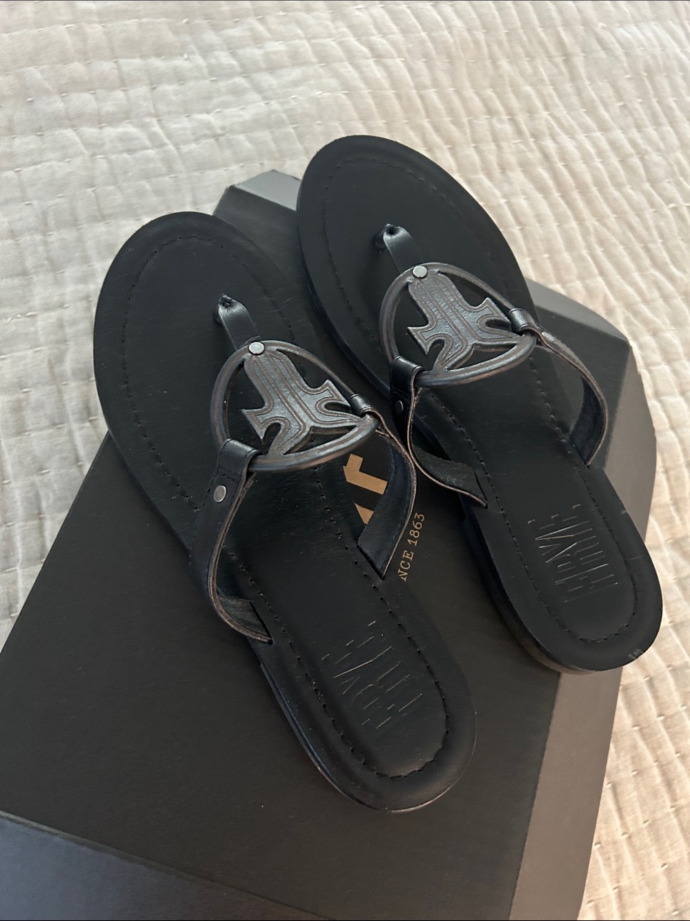 Frye Sandals- Taylor Logo